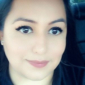 Meet your Posher, Sharay